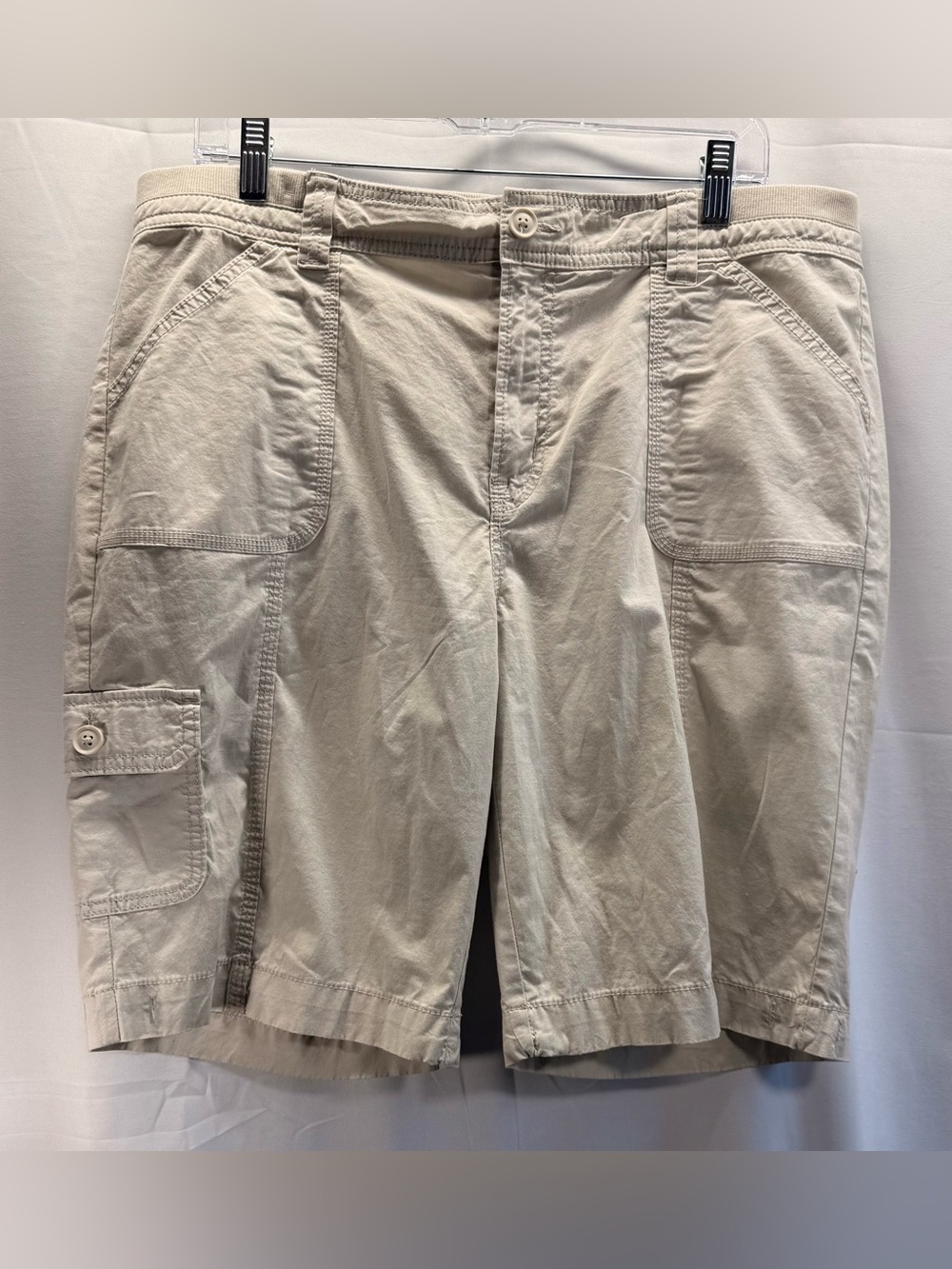 St. John's Bay Khaki Cargo Shorts Size 16